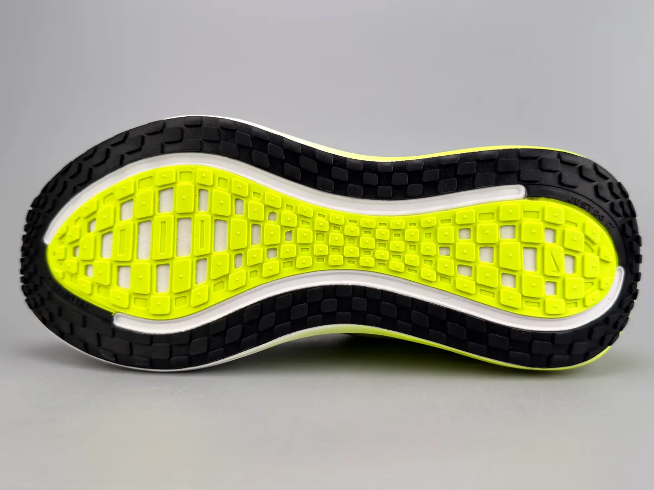 Nike ZoomX Invincible Run Neon Yellow White Running Shoes 8