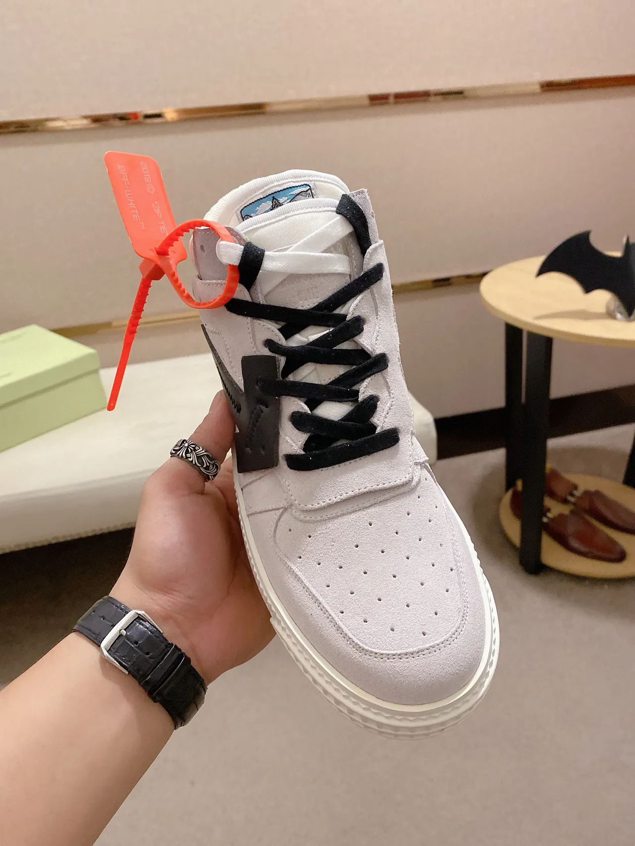 Off-White 米色 黑色 高帮 麂皮面料 生活方式 运动鞋 5