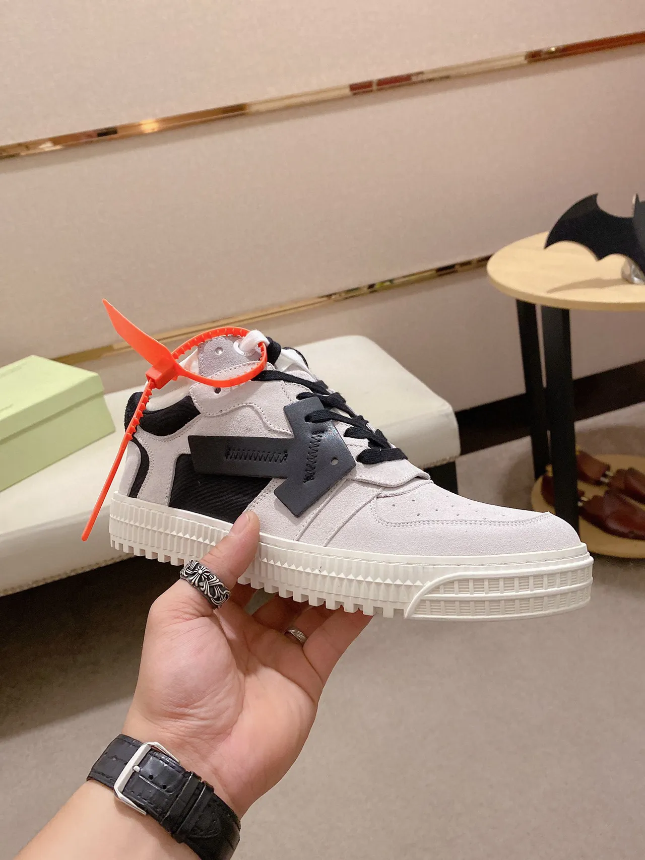 Off-White 米色 黑色 高帮 麂皮面料 生活方式 运动鞋 8