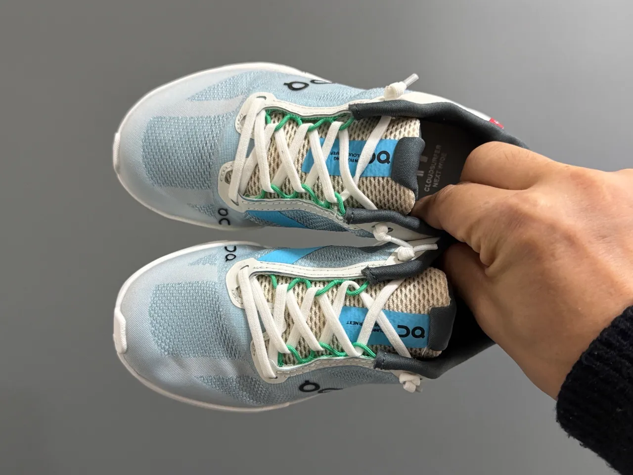 On Gray White Low-Top Lace-Up Running Shoes 12