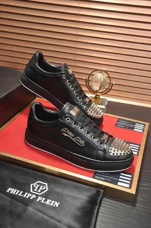 Philipp Plein سنيكرز لايف ستايل أسود جلدي مدبب منصة 4