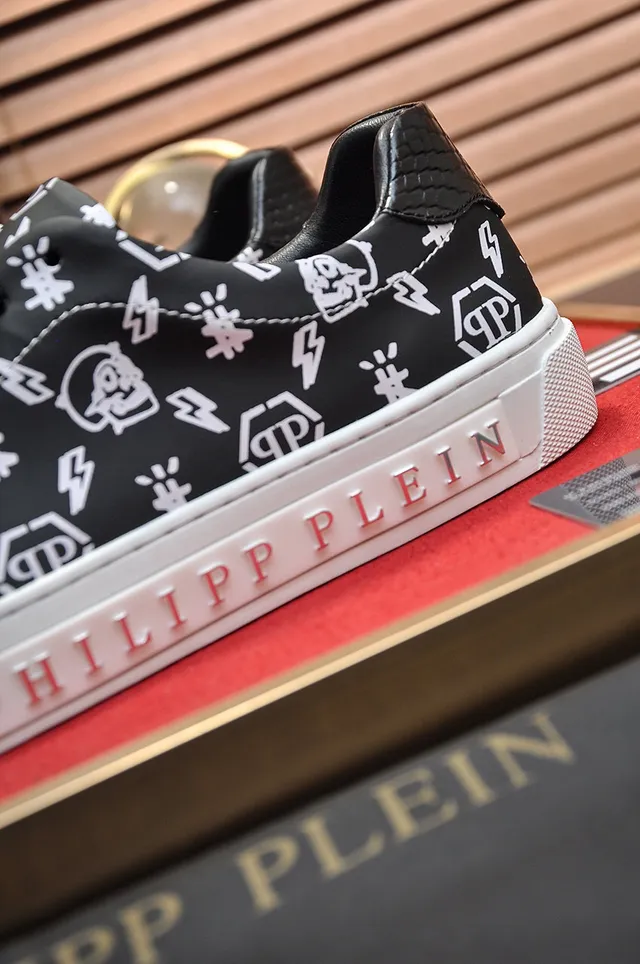 Philipp Plein Preto e Branco todo sobre impressão gráfica embossada letra de marca estilo de vida tênis 2