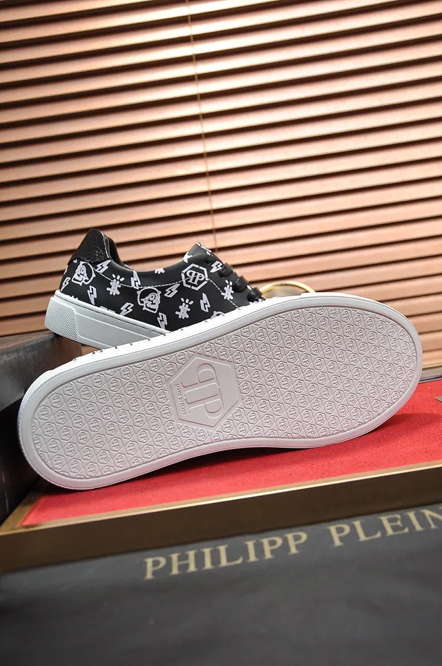 Philipp Plein Preto e Branco todo sobre impressão gráfica embossada letra de marca estilo de vida tênis 4