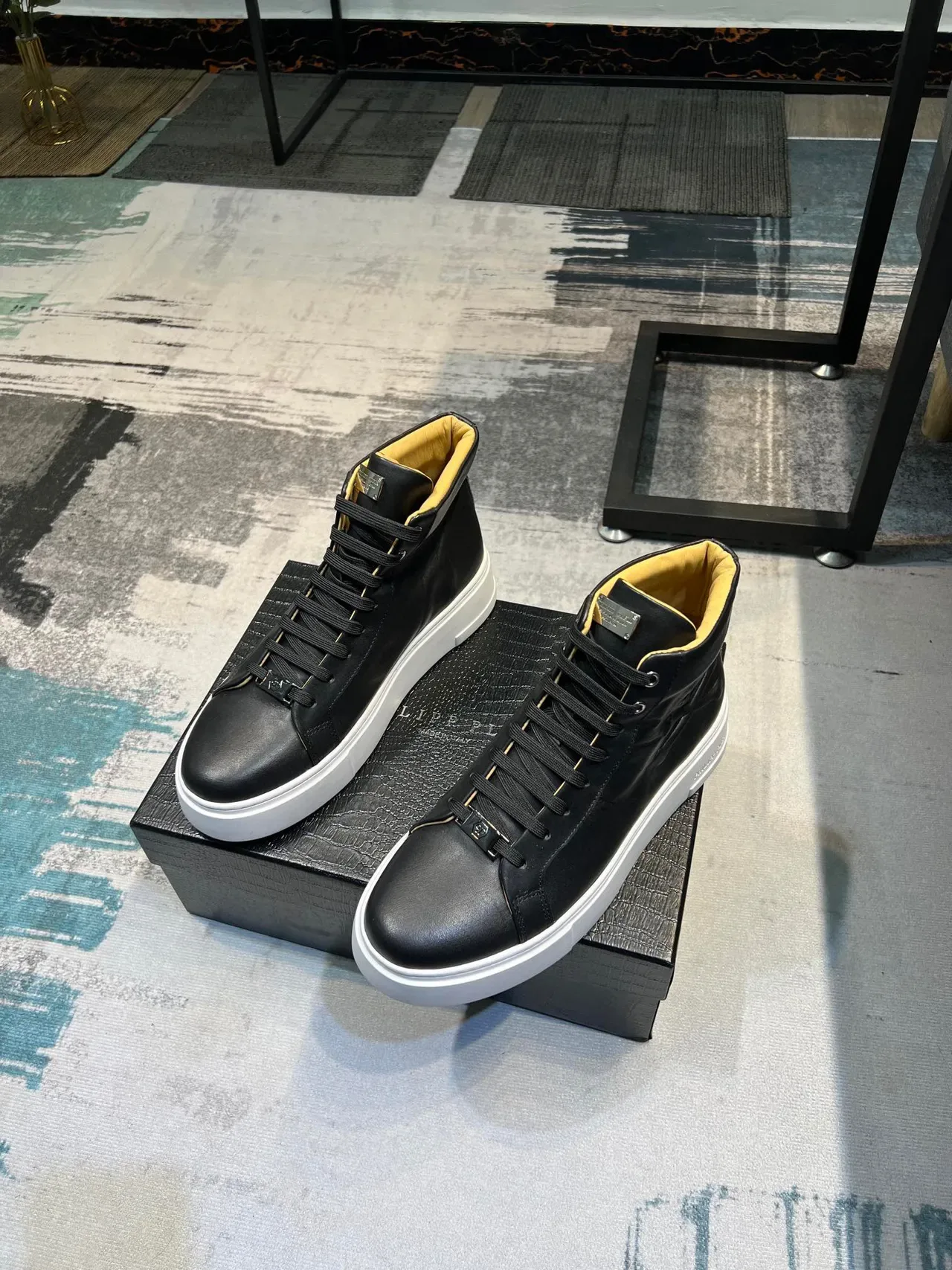 Philipp Plein काला सफेद हाई टॉप चमड़ी ऊपरी जीवनशैली स्नीकर्स 5