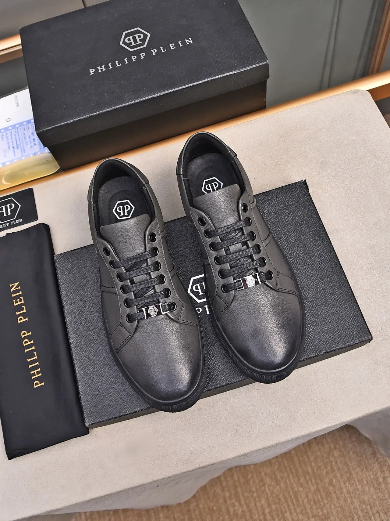 Philipp Plein Gray Black Pebbled Leather Upper Vertical Stitched Paneling Lifestyle Sneakers 2