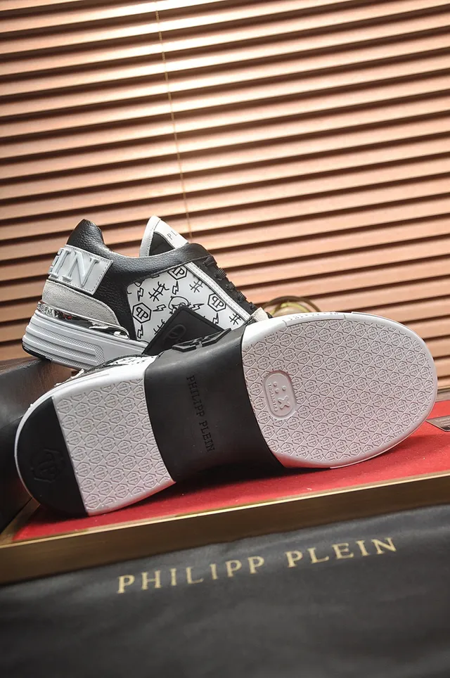 Philipp Plein شعار لوحة طباعة جرافيتي أسود أبيض أسلوب حياة أحذية رياضية 4