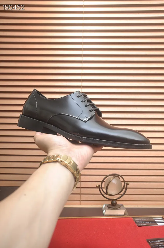 Prada Zapatos Oxford Negro Pulido de Punta Redonda 5
