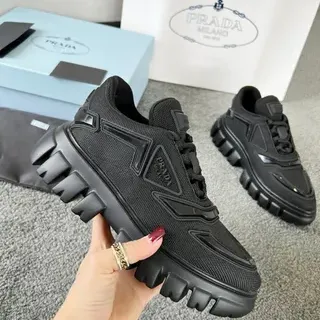 Prada Cloudbust Tênis chunky pretos
