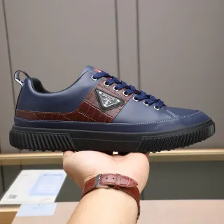 Prada Cloudbust Tênis Lifestyle couro superior marrom navy com painel embossado crocodilo