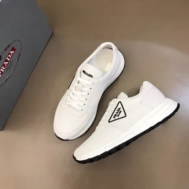 Prada Cloudbust أبيض أسود Low-Top جلد صناعي أحذية رياضية نمط حياة 9