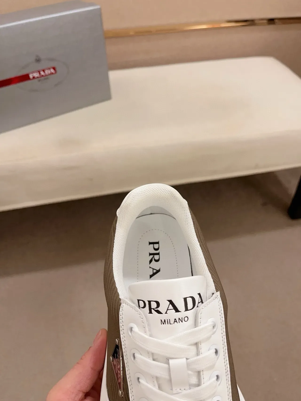 Prada Cloudbust 白色棕色平台鞋底 针织纺织覆盖 生活方式运动鞋 4