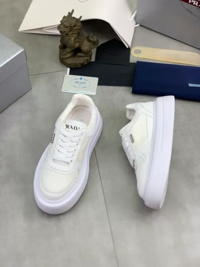 Prada Cloudbust Blanc Lifestyle Baskets 5