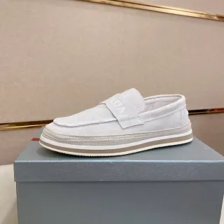 Prada Mocasin Gris Beige Ante Superior Cinta Emboss Logo Mocasin