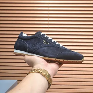 Prada Zapatilla Lifestyle de Ante Navy