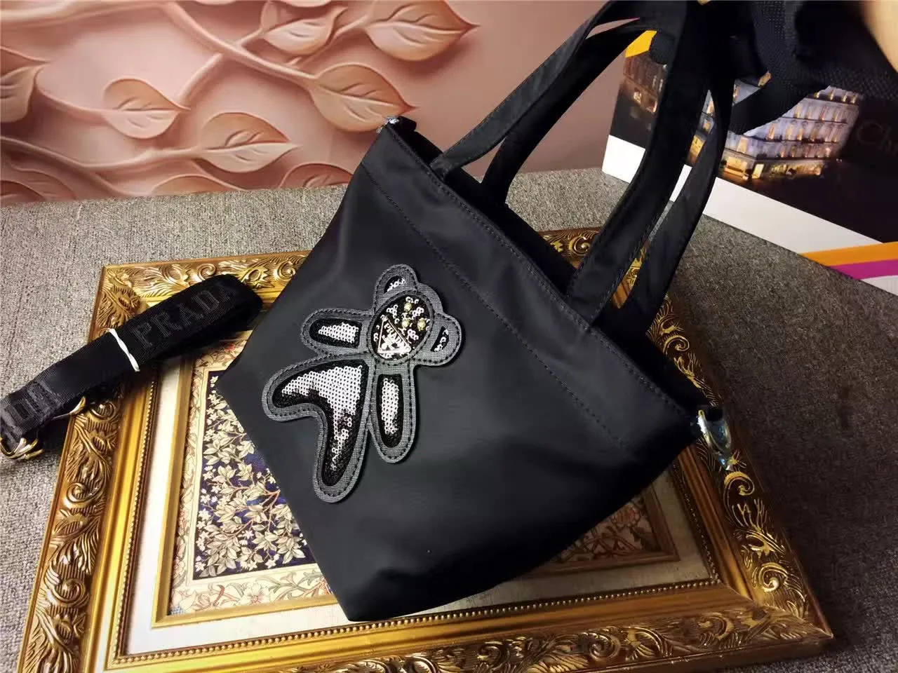Prada Teddy Bear কালো নাইলন টোট ব্যাগ 4