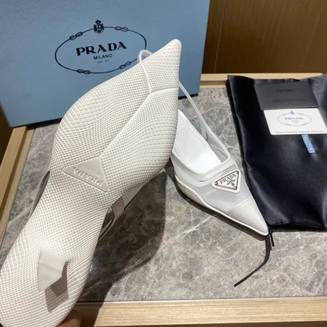 Prada blanco transparente punta de aguja Slingback Pump 3