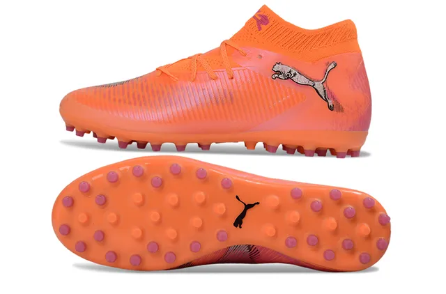 Puma Sapatos de futebol de grama artificial laranja rosa com sobreposição sintética no antepé, gola de malha ribeteada, corte alto 6