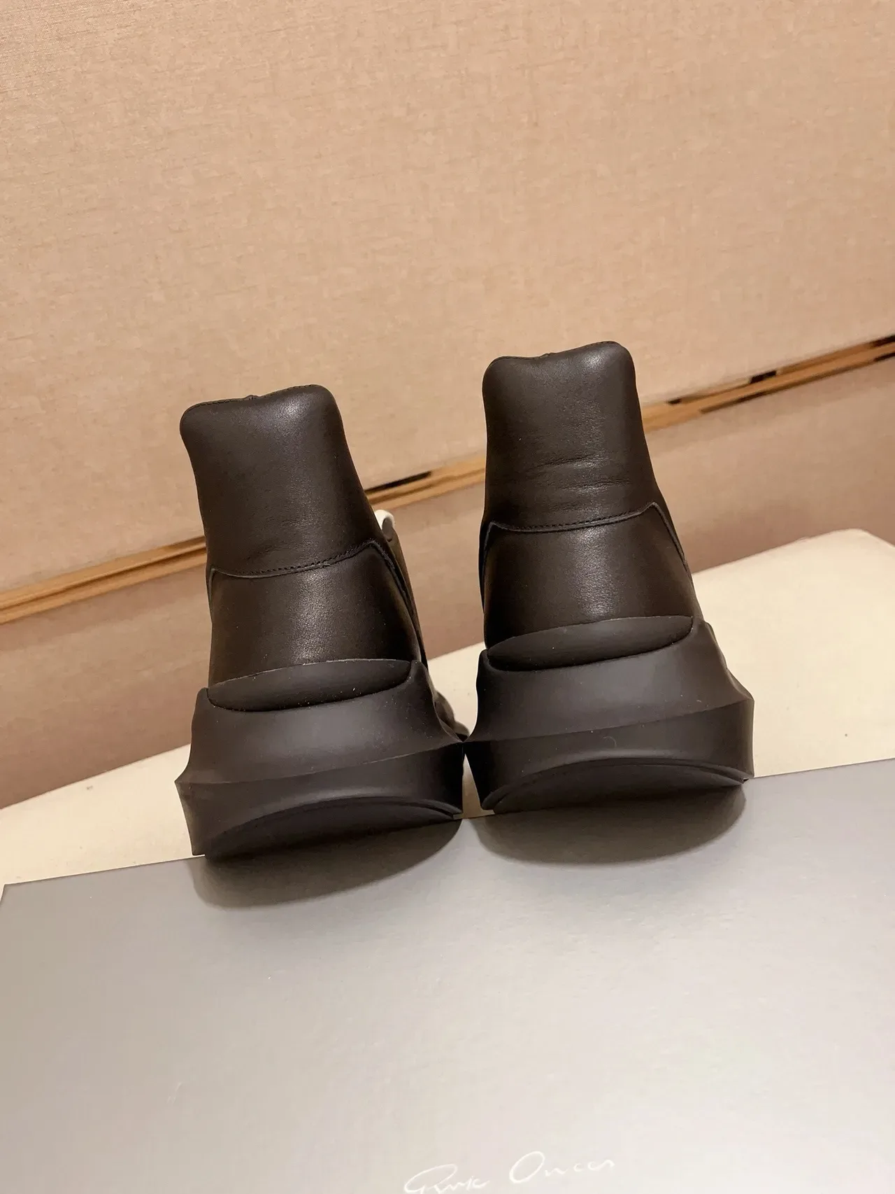Rick Owens Black White Solado Escultórico Couro Minimalista Tênis Chunky 7