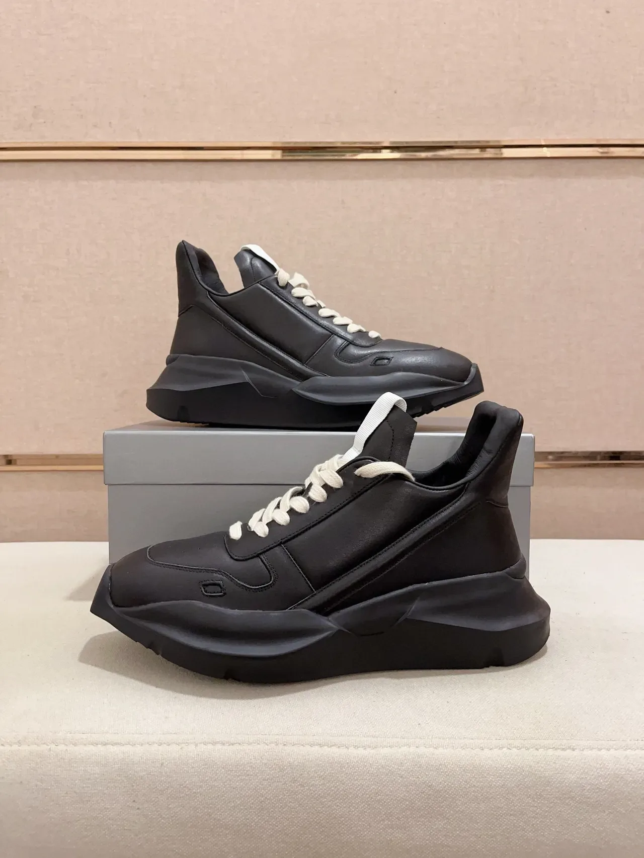 Rick Owens Black White Solado Escultórico Couro Minimalista Tênis Chunky 9