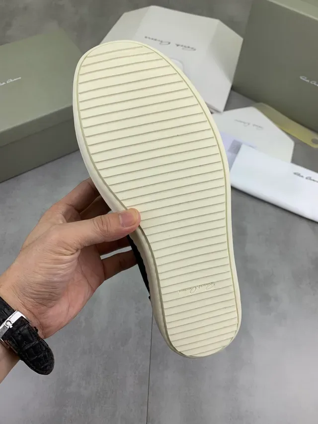 Rick Owens Geobasket 黑色和米色帆布生活方式运动鞋 3