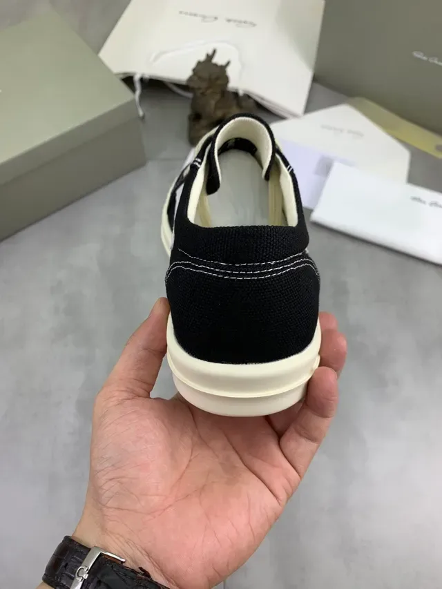 Rick Owens Geobasket 黑色和米色帆布生活方式运动鞋 4