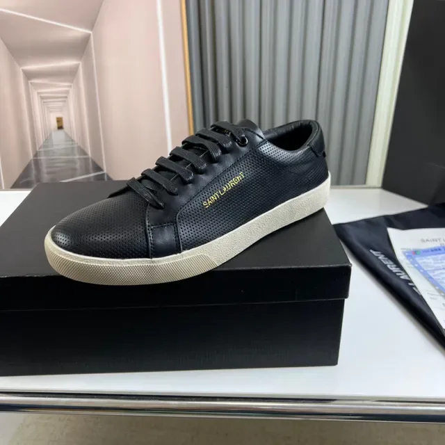 Saint Laurent Niki Black Beige পারফোরেটেড লেদার উপরের অংশ Gold Logo Branding লाइफस्टाइল স্নिकার্স 7