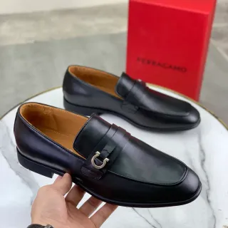Salvatore Ferragamo Gancini Loafer Black Leather Square-Toe Loafers