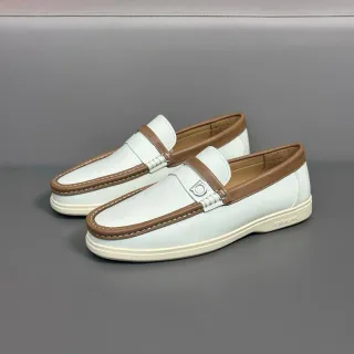 Salvatore Ferragamo Gancini أحذية لوفر جلد أبيض و بني فاتح