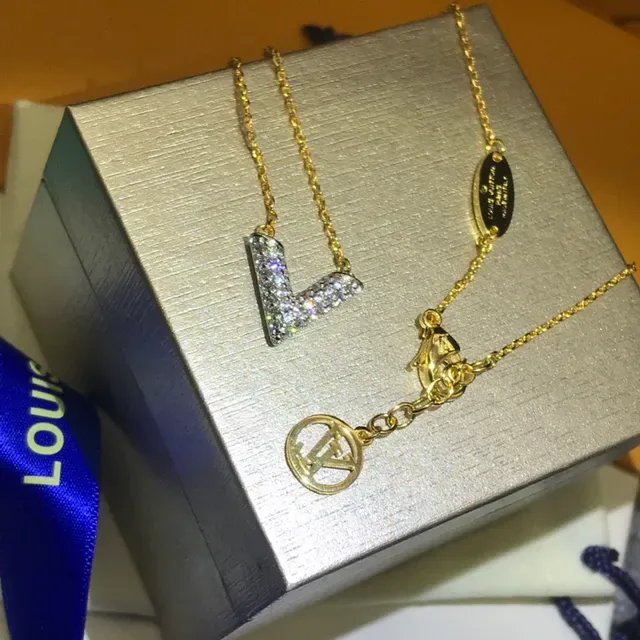 Tiffany & Co. Or Argent Pavé Cristal Pendentif V Chaîne Collier 2