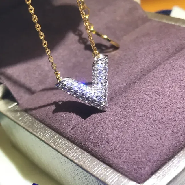 Tiffany & Co. Or Argent Pavé Cristal Pendentif V Chaîne Collier 3