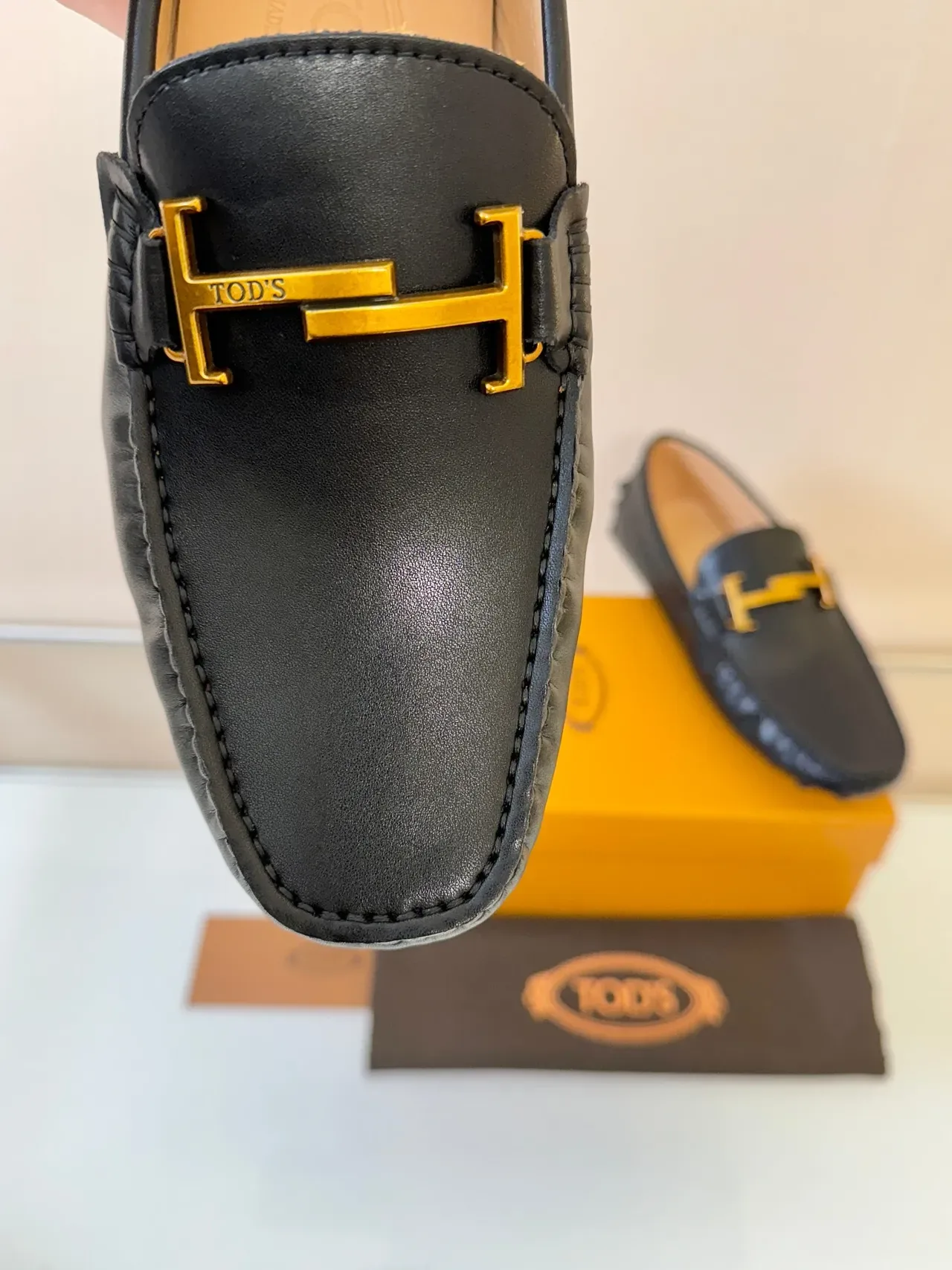 Tod's Gommino काली चमड़ी H-Bit Pebble Sole लोअफर 3