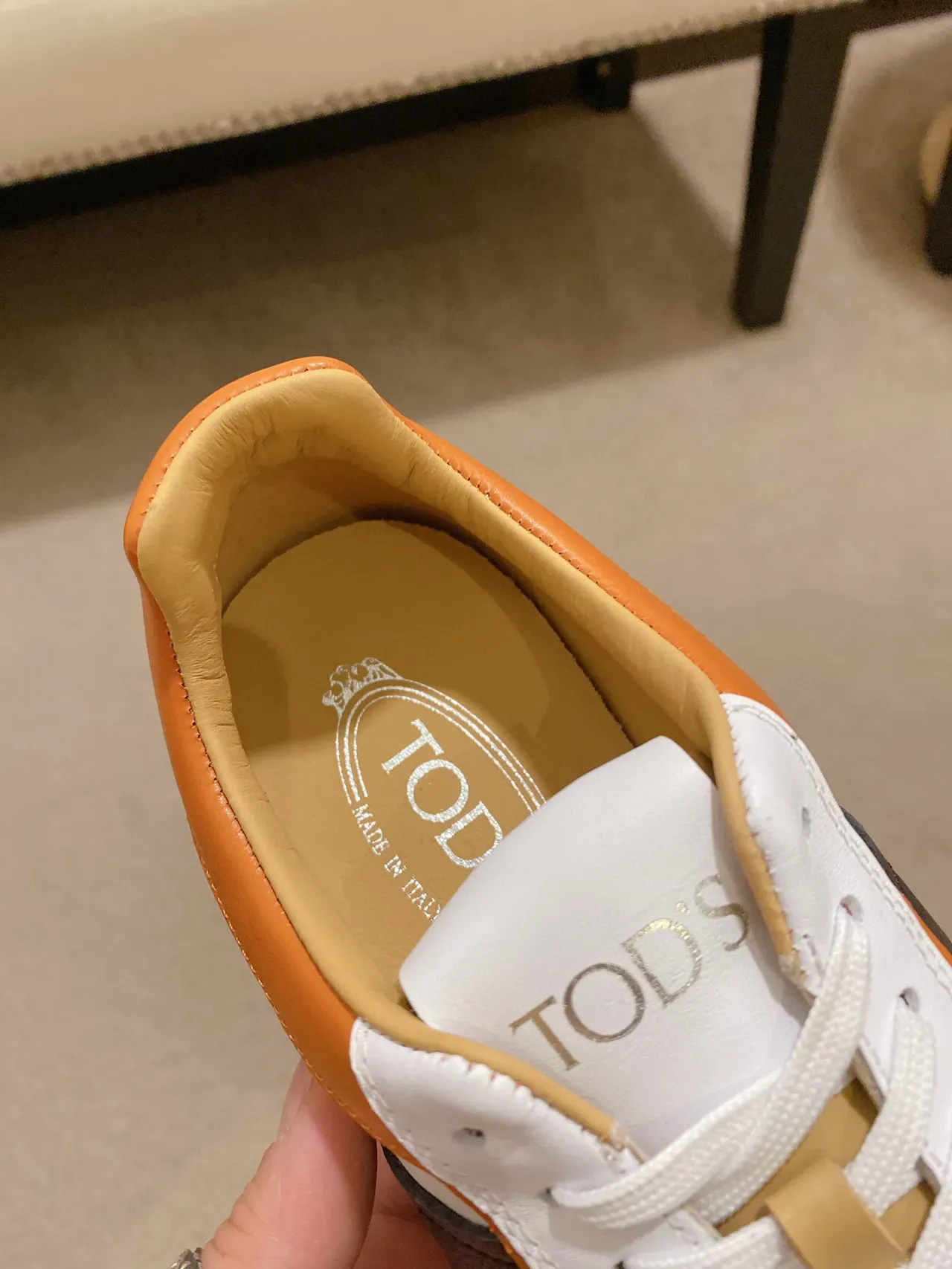 Tod's Gommino स्नीकर सफेद भूरे भूरी काला जीवनशैली स्नीकर 5