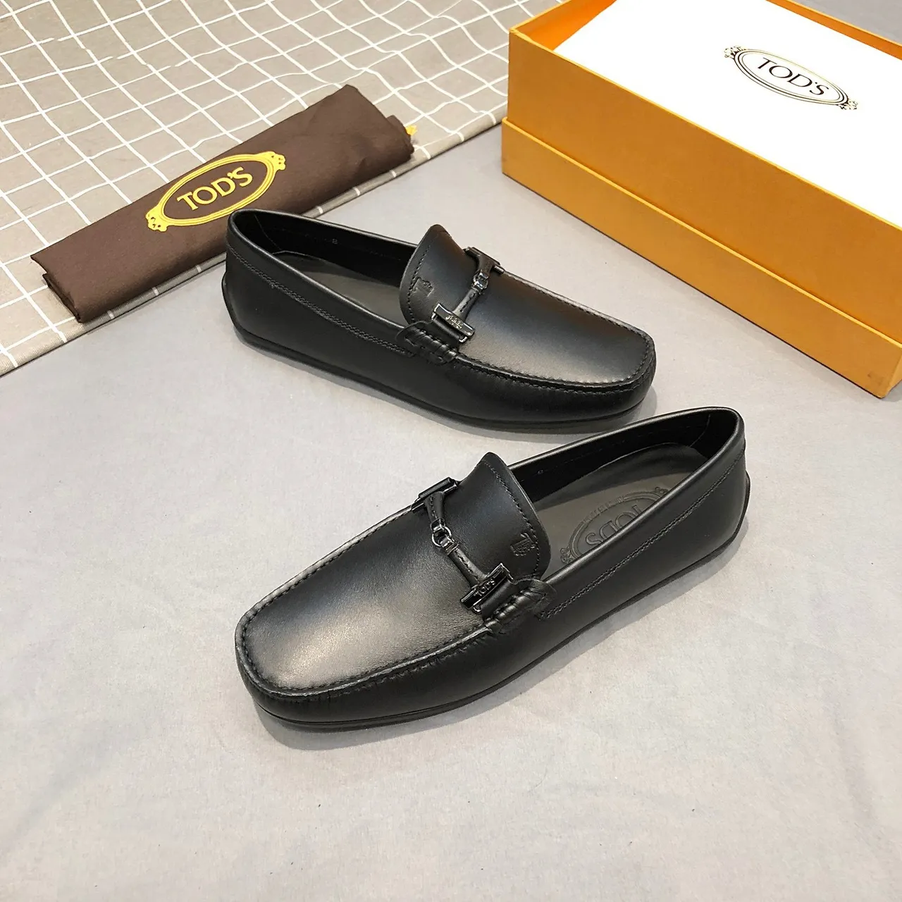 Tod's Horsebit Loafer কালো চামড়ার স্লিপ-অন লোফার 3