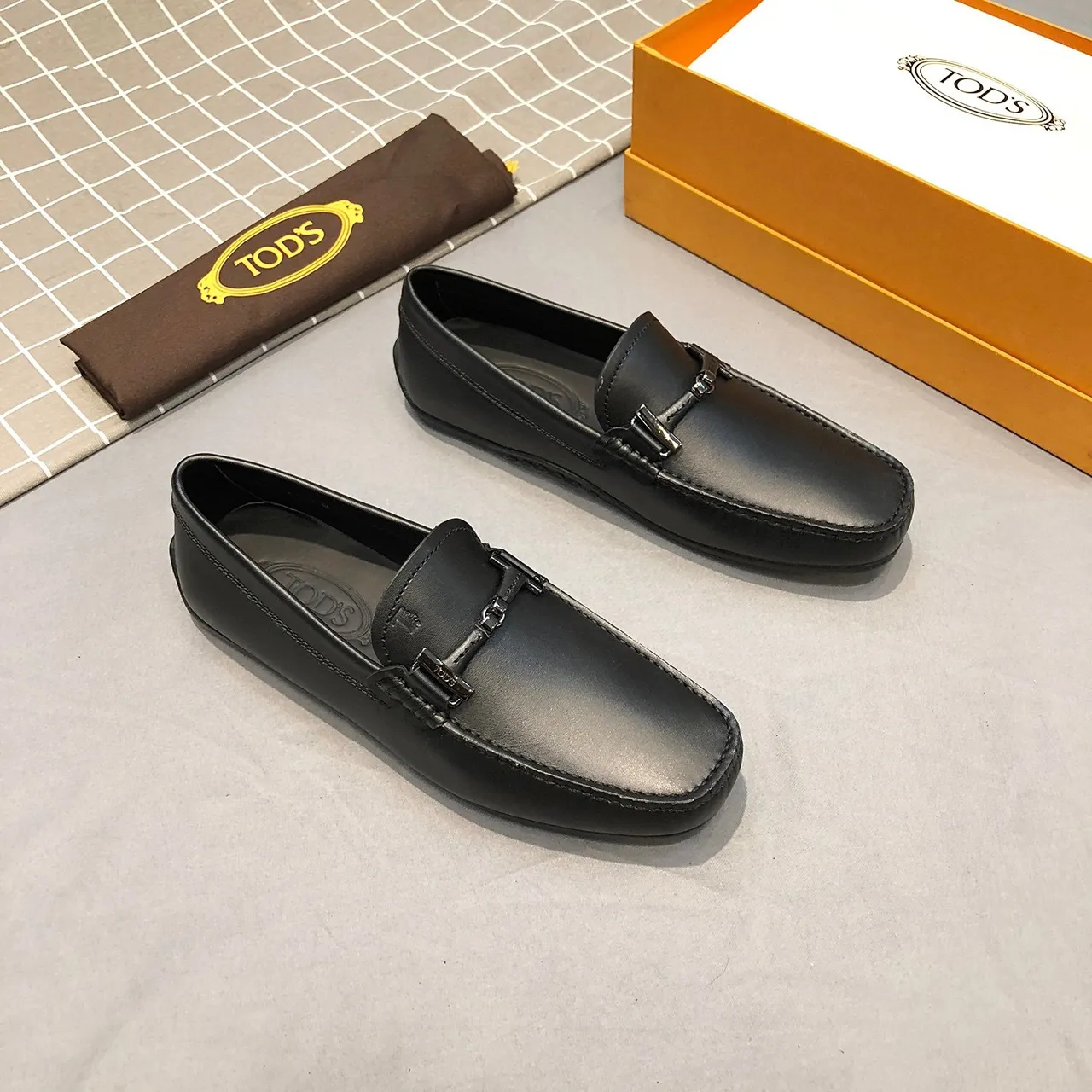 Tod's Horsebit Loafer কালো চামড়ার স্লিপ-অন লোফার 4