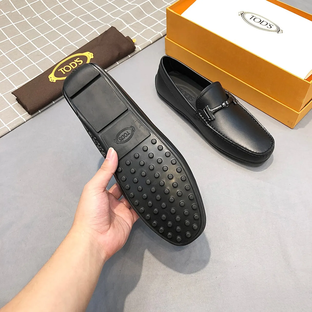 Tod's Horsebit Loafer কালো চামড়ার স্লিপ-অন লোফার 8