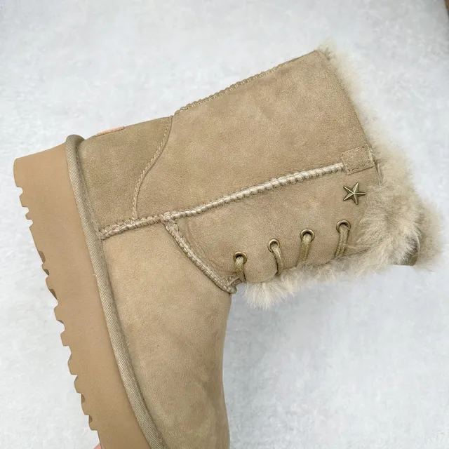 UGG 米棕色 麂皮鞋面 羊毛里 雪靴 5