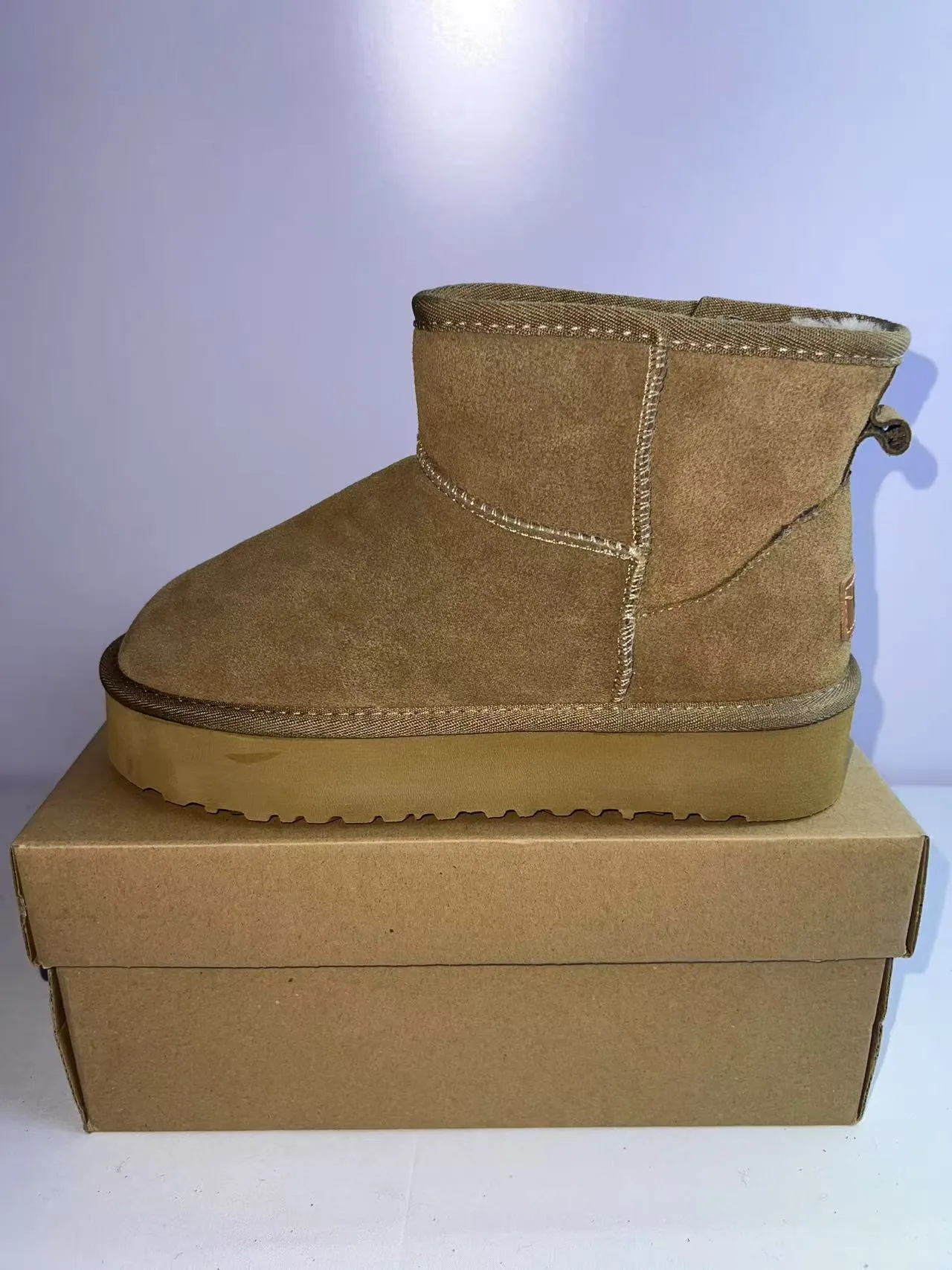 UGG Marron Daim Supérieur Semelle Plateforme Bottes de Neige 4