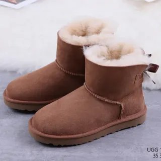 UGG क्लासिक मिनी भूरे सुड शीयरलिंग-लाइन्ड स्नो बूट