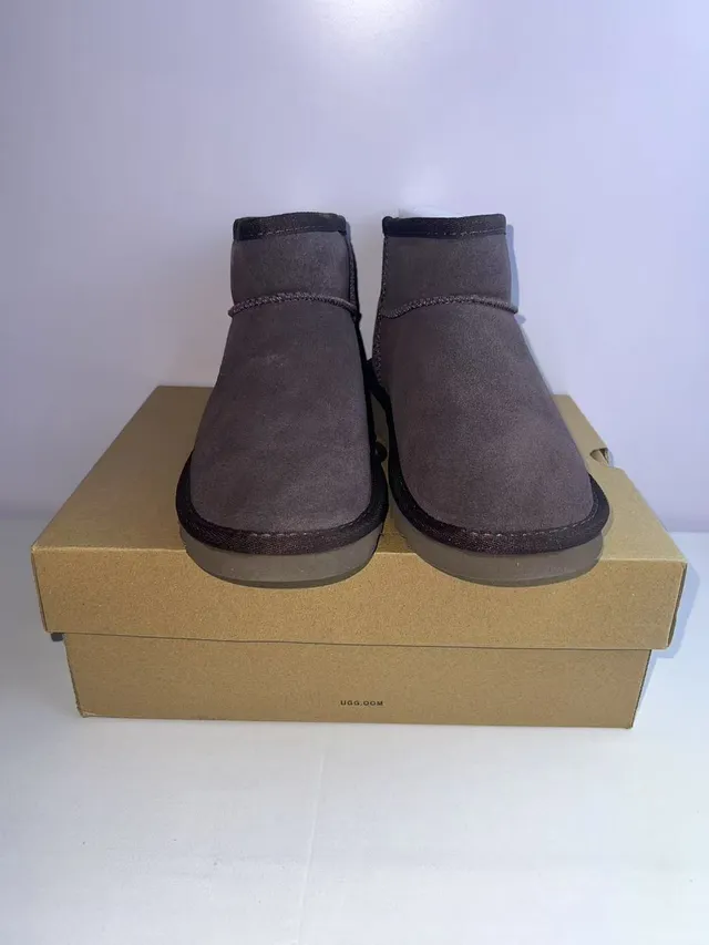 UGG Classic Mini 深灰色麂皮雪靴 5