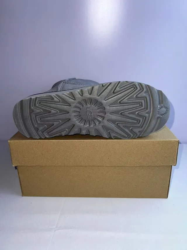 UGG Gray White Suede Upper Double-Stitched Seam Snow Boots 2