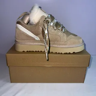 UGG Tasman Beige Shearling-Lined Platform Lifestyle Sneaker