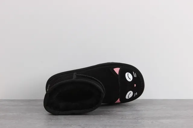 UGG Tasman 黑色猫脸雪靴 6