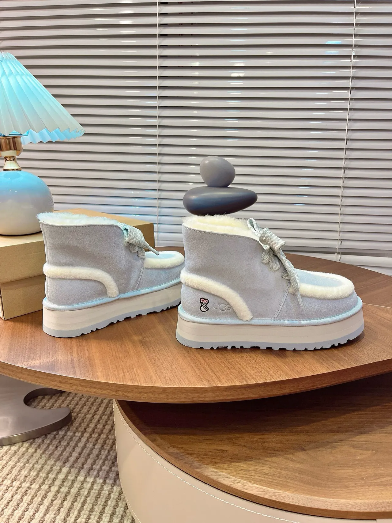 UGG Tasman নীল ধূসর প্ল্যাটফর্ম তল শিয়ারলিং লাইন্ড স্নো বুট 3