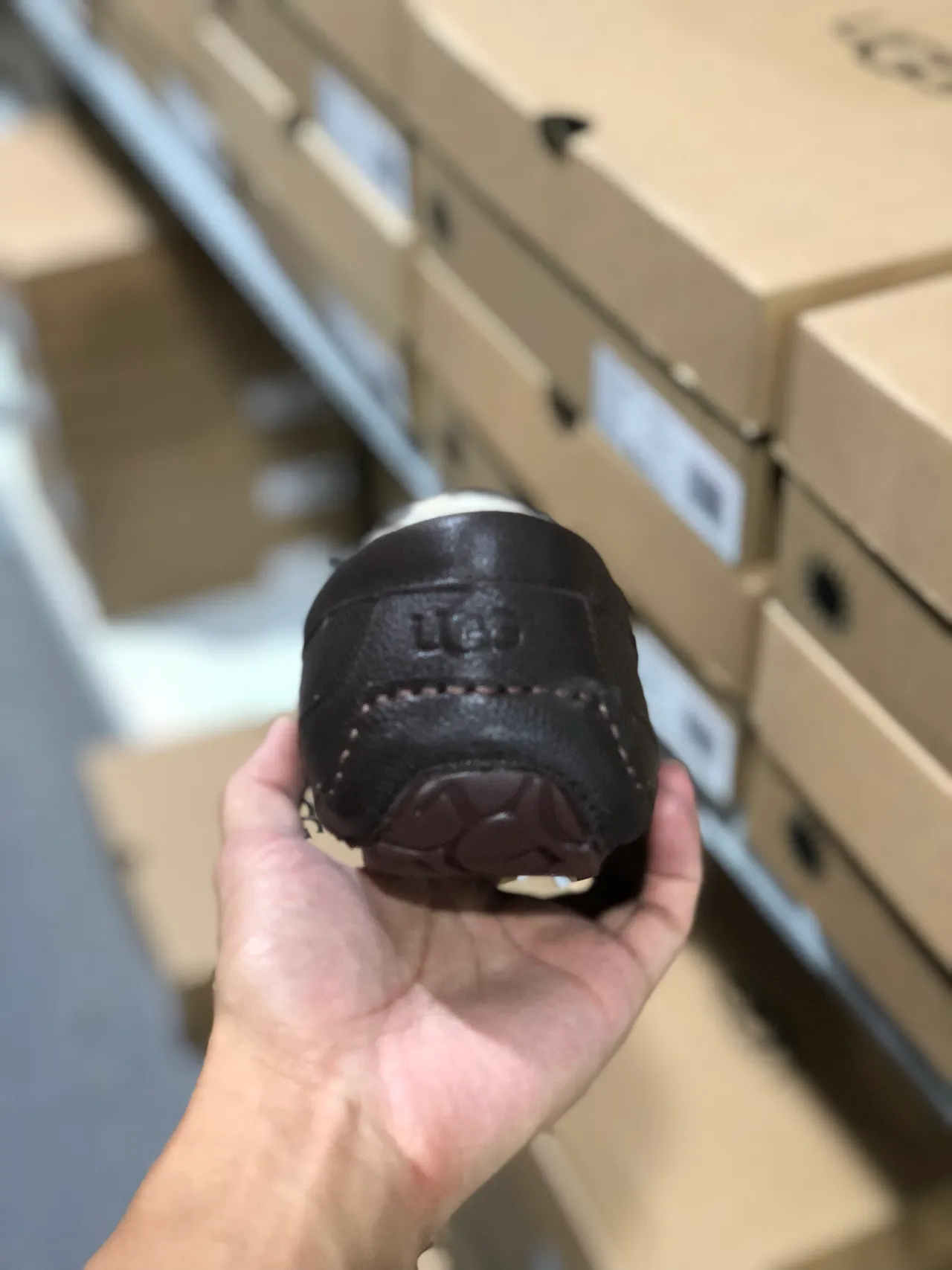 UGG Tasman أحذية بنية جلد مكسوة بالفراء 3