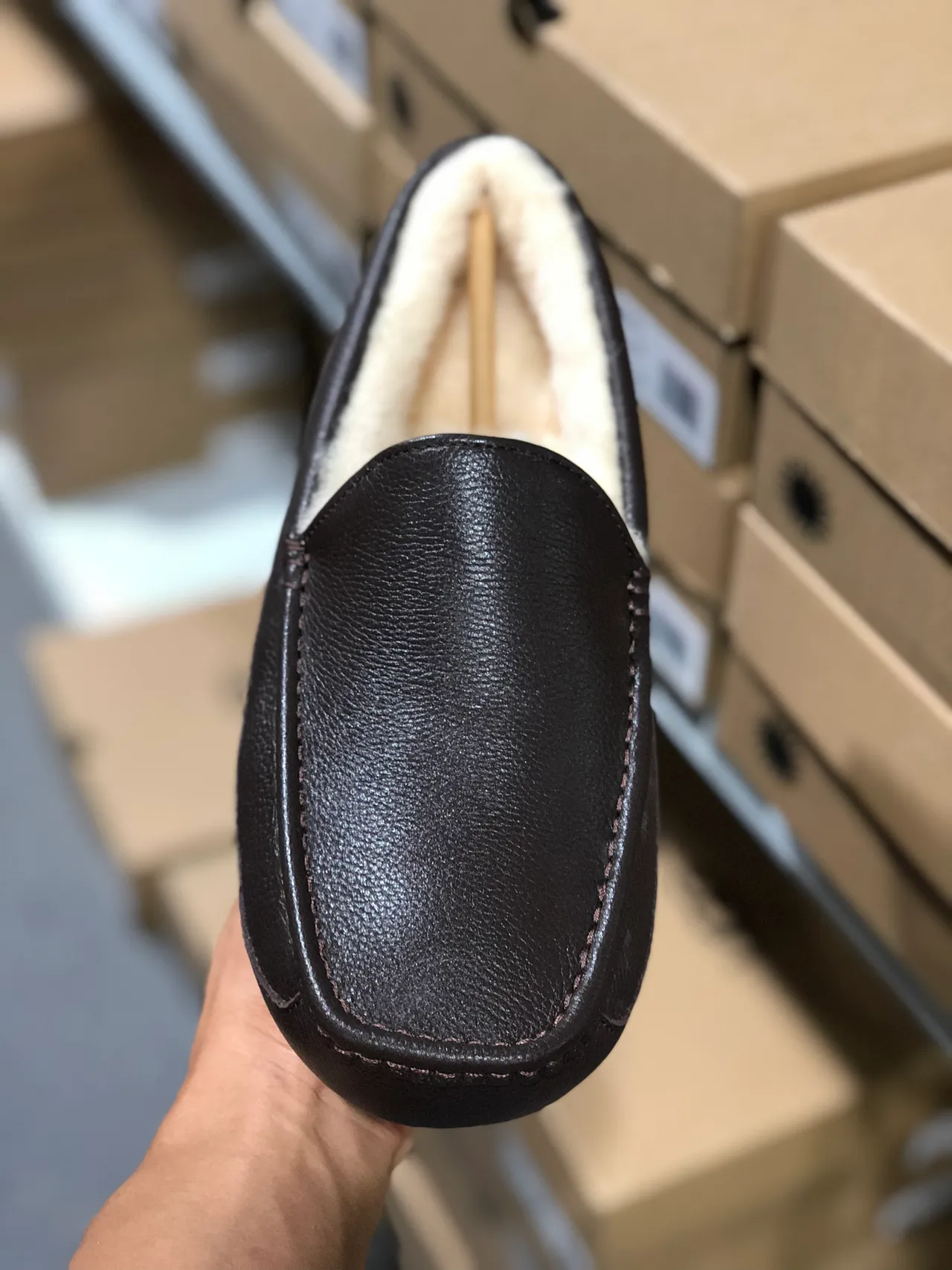 UGG Tasman أحذية بنية جلد مكسوة بالفراء 5