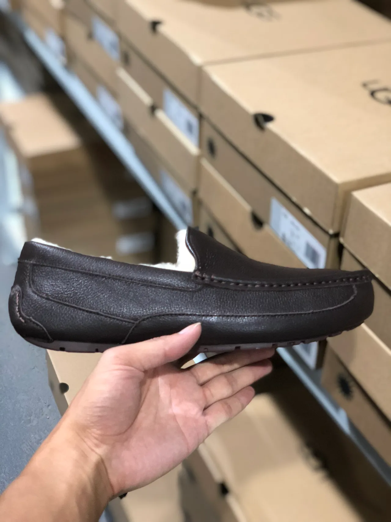 UGG Tasman أحذية بنية جلد مكسوة بالفراء 7
