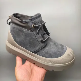 UGG Tasman ग्रे बीज स्यूड अपर चंकी प्लेटफॉर्म सोल एंक्ल बूट्स