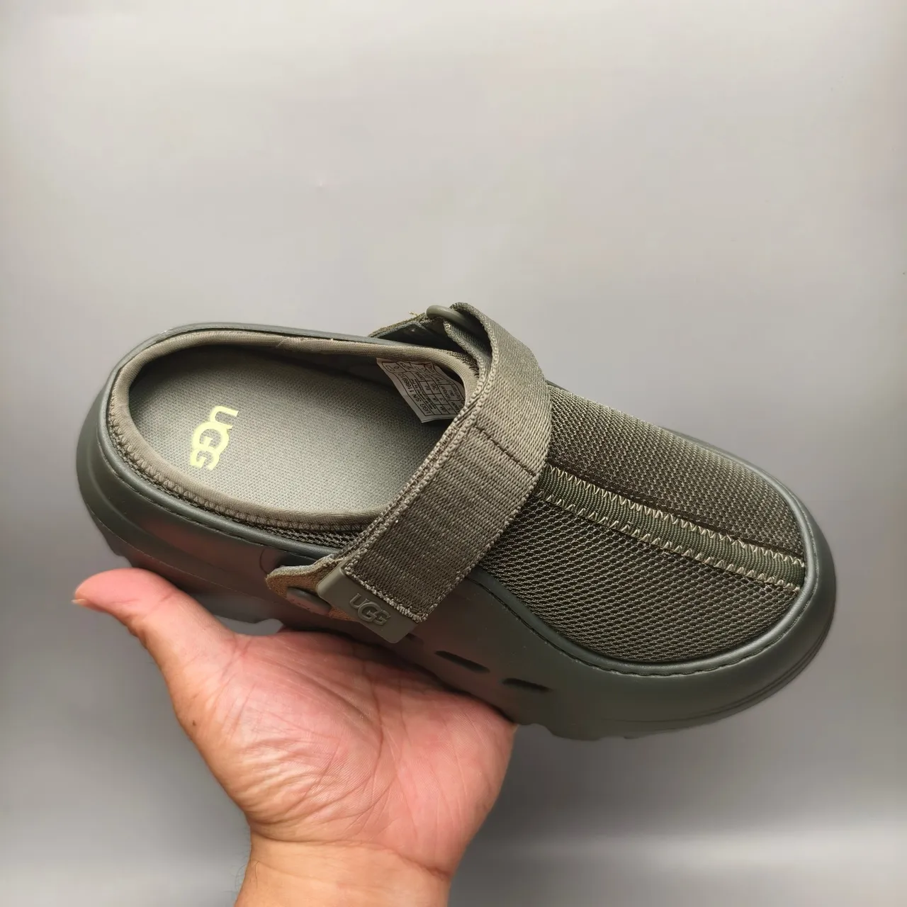UGG Tasman 橄榄绿网面木屐 3