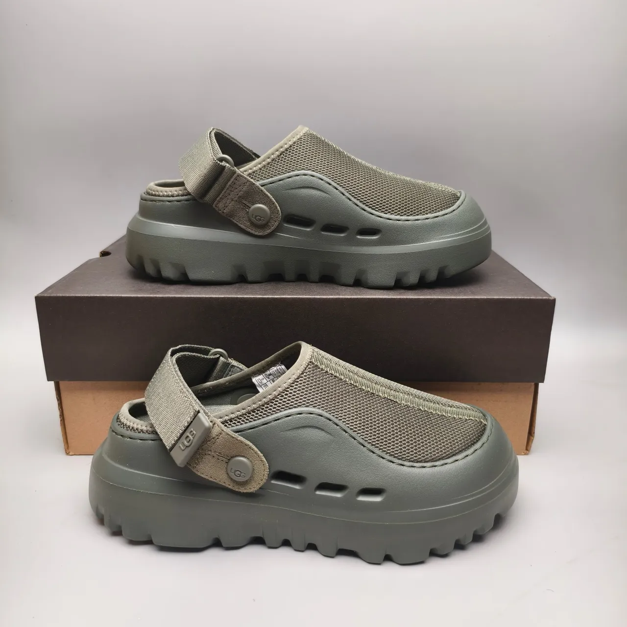 UGG Tasman 橄榄绿网面木屐 5