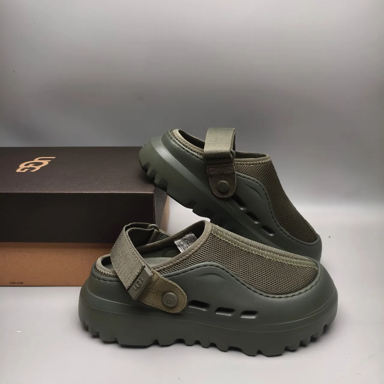 UGG Tasman 橄榄绿网面木屐 6